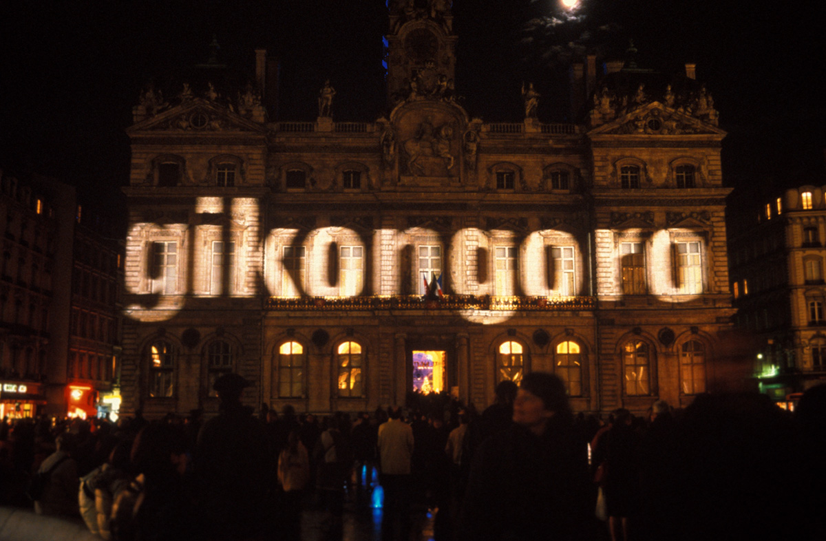 AJ_SIGNS_OF_LIGHT_LYON_003_DAS-copy