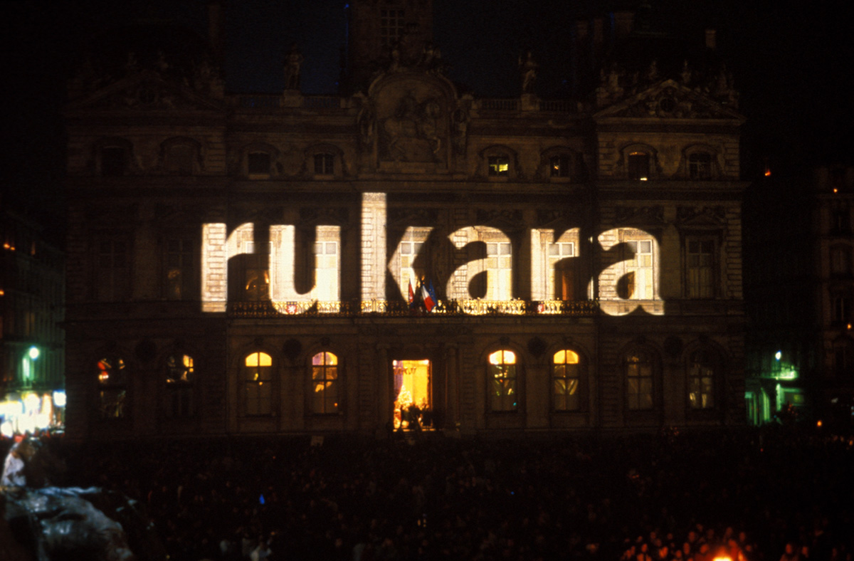 AJ_SIGNS_OF_LIGHT_LYON_005_DAS-copy