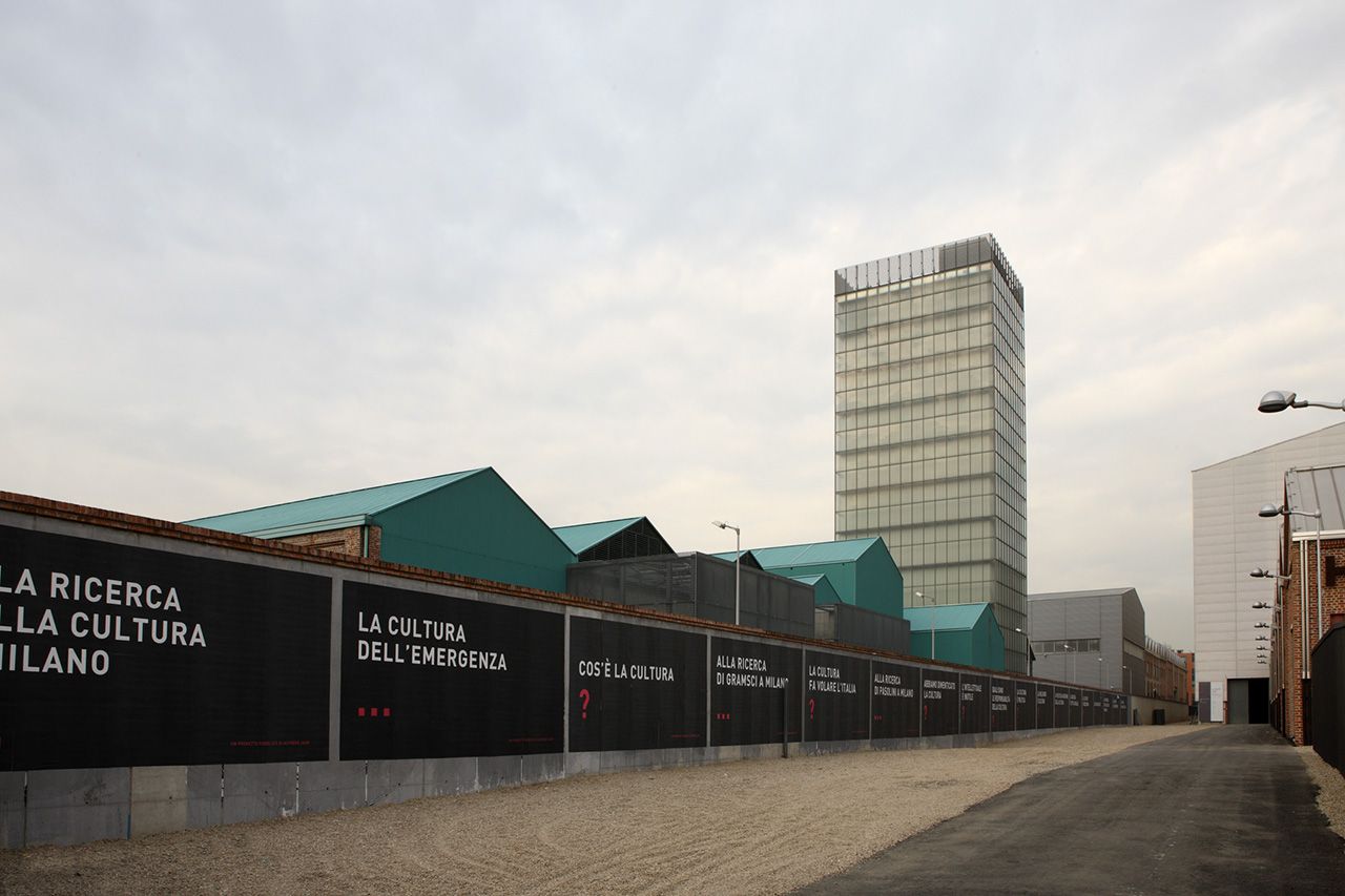 AJ_QUESTIONS_QUESTIONS_MILAN_020_DAS-copy