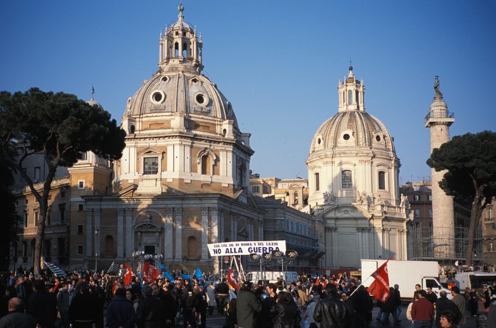 Prologue Searching for Gramsci Alfredo Jaar
