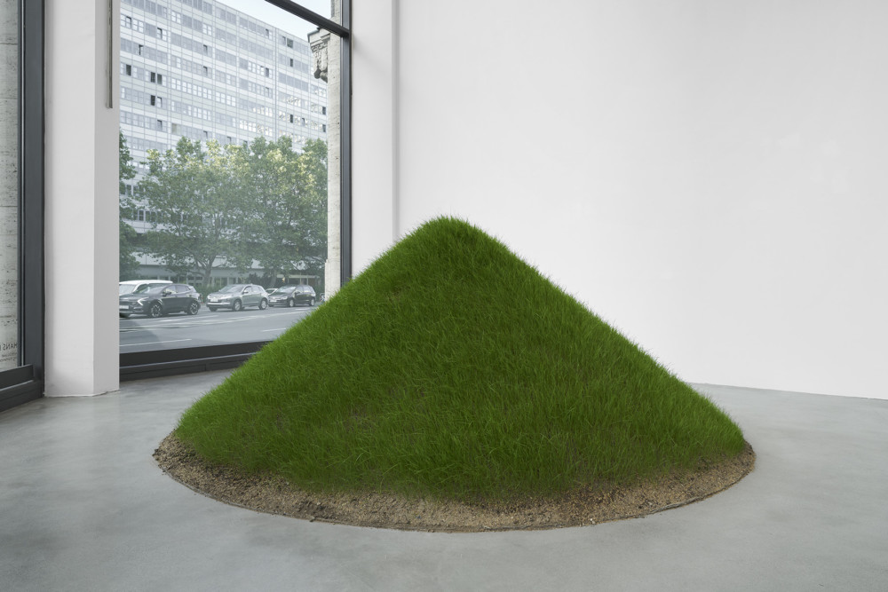 THE TEMPTATION TO EXIST, BERLIN Alfredo Jaar